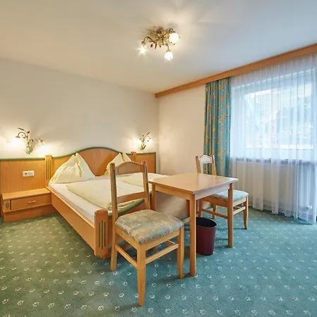 Gungau Hotel 3*