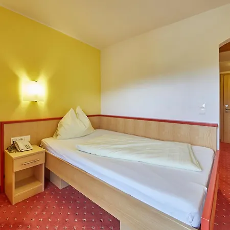 Gungau Hotel 3*