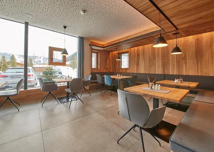 Gungau Hotel